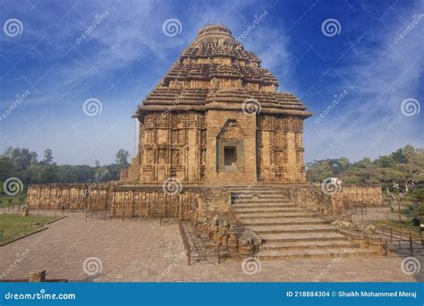 Die Jizhou-Pagode: Ein uralter Zeuge der Geschichte mit atemberaubendem Panoramablick!