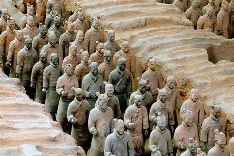  Das Mausoleum von Qin Shi Huang – Ein historisches Wunder der Welt, das dich staunen lässt!